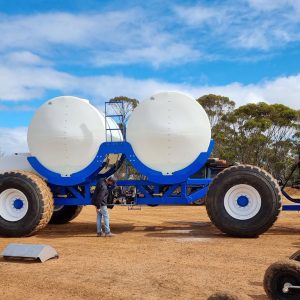 10000l poly tank
