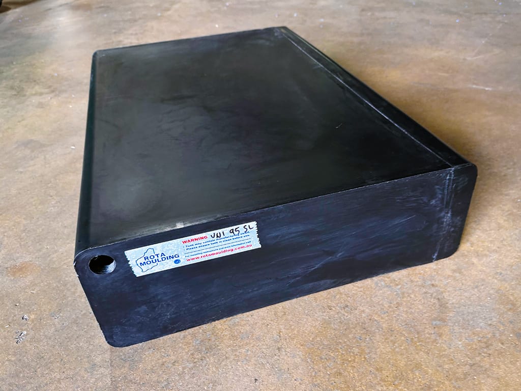 95L slim line polyethylene universal tank